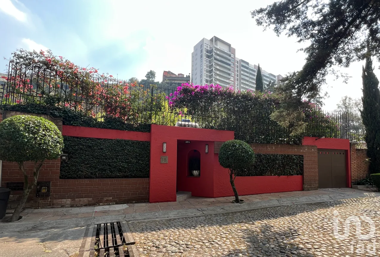 Casa en Renta en La Herradura, Huixquilucan, México | NEX-285545 | iad México | Foto 1 de 32