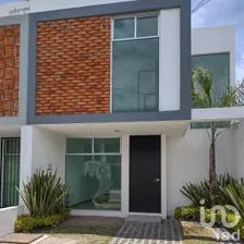 NEX-151633 - Casa en Venta, con 2 recamaras, con 1 baño, con 83 m2 de construcción en San Francisco Totimehuacan, CP 72595, Puebla.