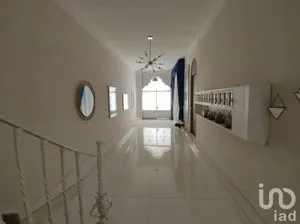 NEX-152347 - Departamento en Venta, con 3 recamaras, con 3 baños, con 111 m2 de construcción en Santa Anita, CP 72089, Puebla.