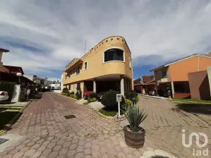 NEX-156956 - Casa en Venta, con 6 recamaras, con 6 baños, con 340 m2 de construcción en San Diego los Sauces, CP 72768, Puebla.