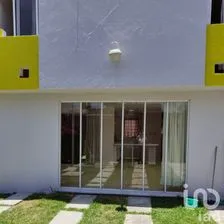 NEX-183540 - Casa en Renta, con 3 recamaras, con 2 baños, con 100 m2 de construcción en Arboledas de Loma Bella, CP 72474, Puebla.