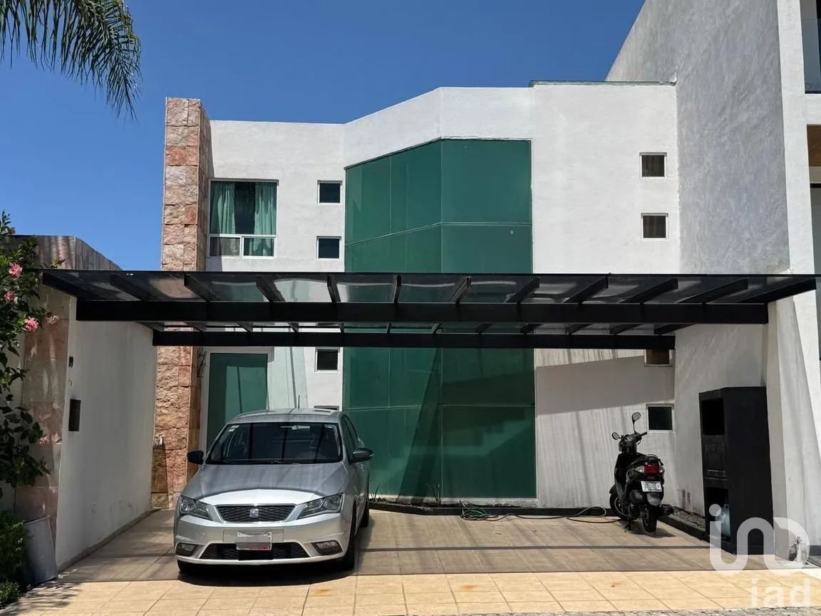 Casa en Venta en Lomas de Angelópolis, San Andrés Cholula, Puebla | NEX-254237 | iad México | Foto 1 de 16