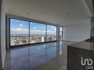 NEX-286223 - Departamento en Renta, con 3 recamaras, con 2 baños, con 165 m2 de construcción.