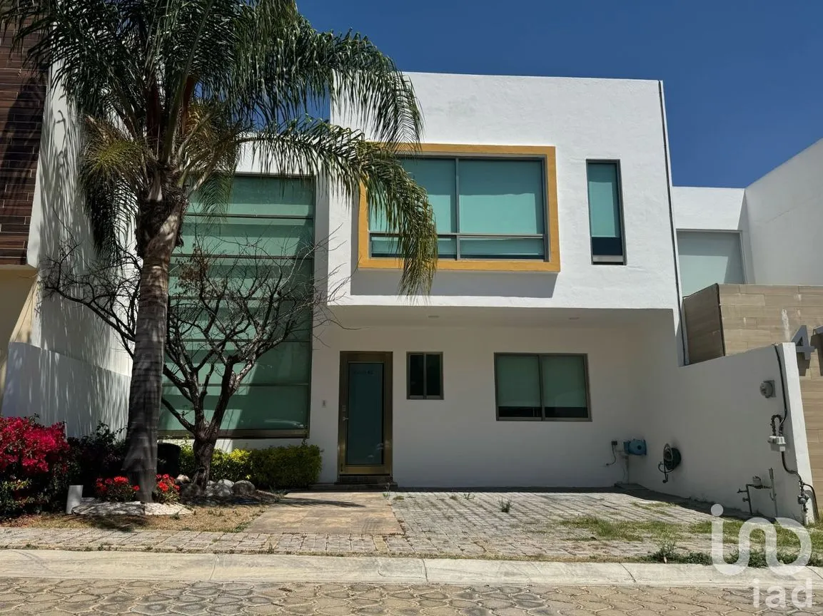 Casa en Renta en Santa Clara Ocoyucan, Ocoyucan, Puebla | NEX-294971 | iad México | Foto 1 de 12