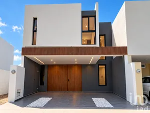 NEX-297186 - Casa en Venta, con 3 recamaras, con 3 baños, con 133 m2 de construcción.