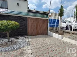 NEX-304773 - Departamento en Renta, con 1 recamara, con 1 baño, con 60 m2 de construcción.