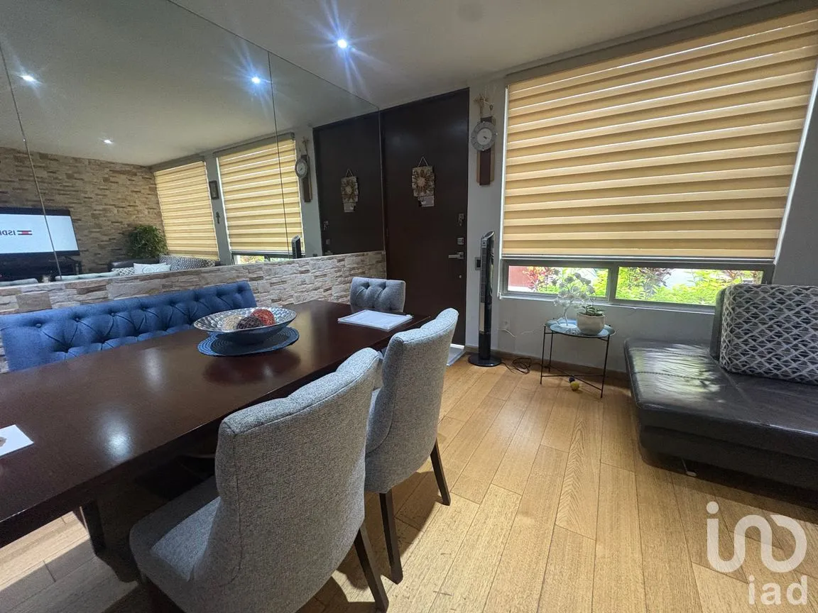 Casa en Venta en Del Valle Centro, Benito Juárez, Ciudad de México | NEX-251318 | iad México | Foto 2 de 26