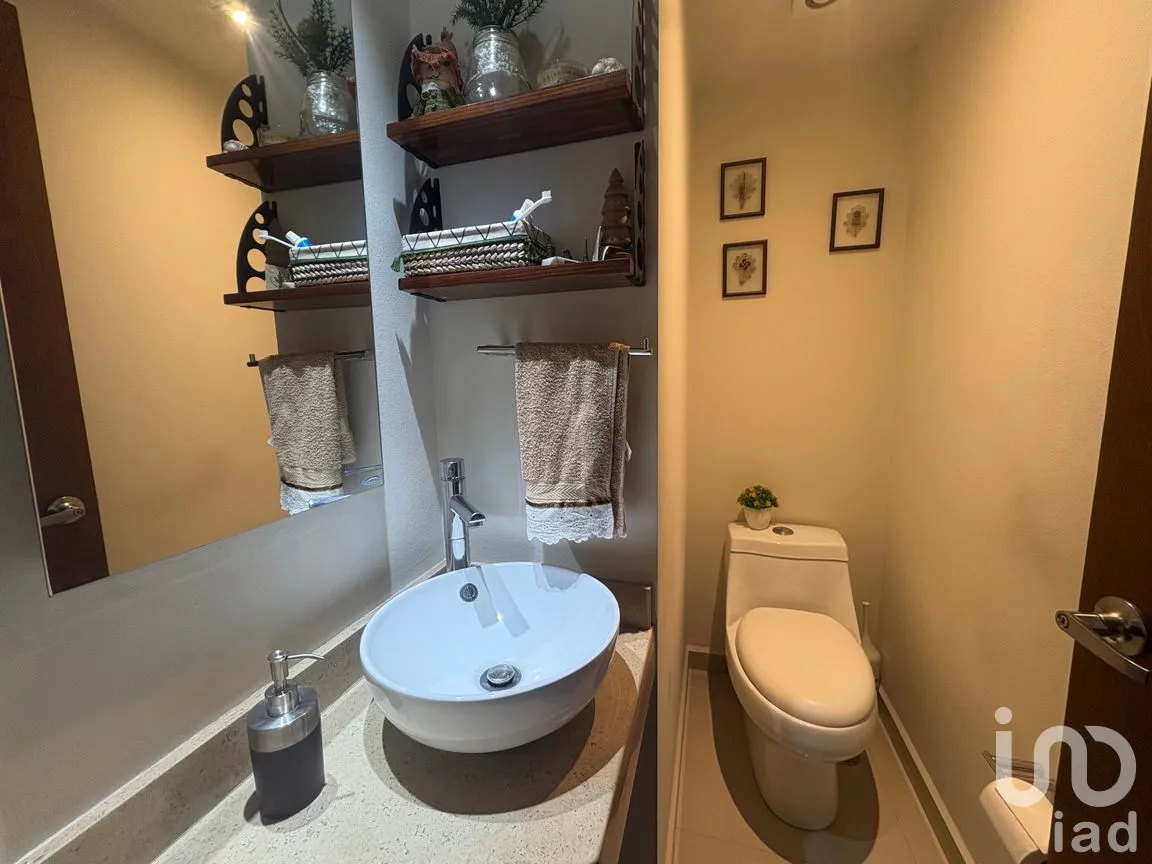 Casa en Venta en Del Valle Centro, Benito Juárez, Ciudad de México | NEX-251318 | iad México | Foto 8 de 26