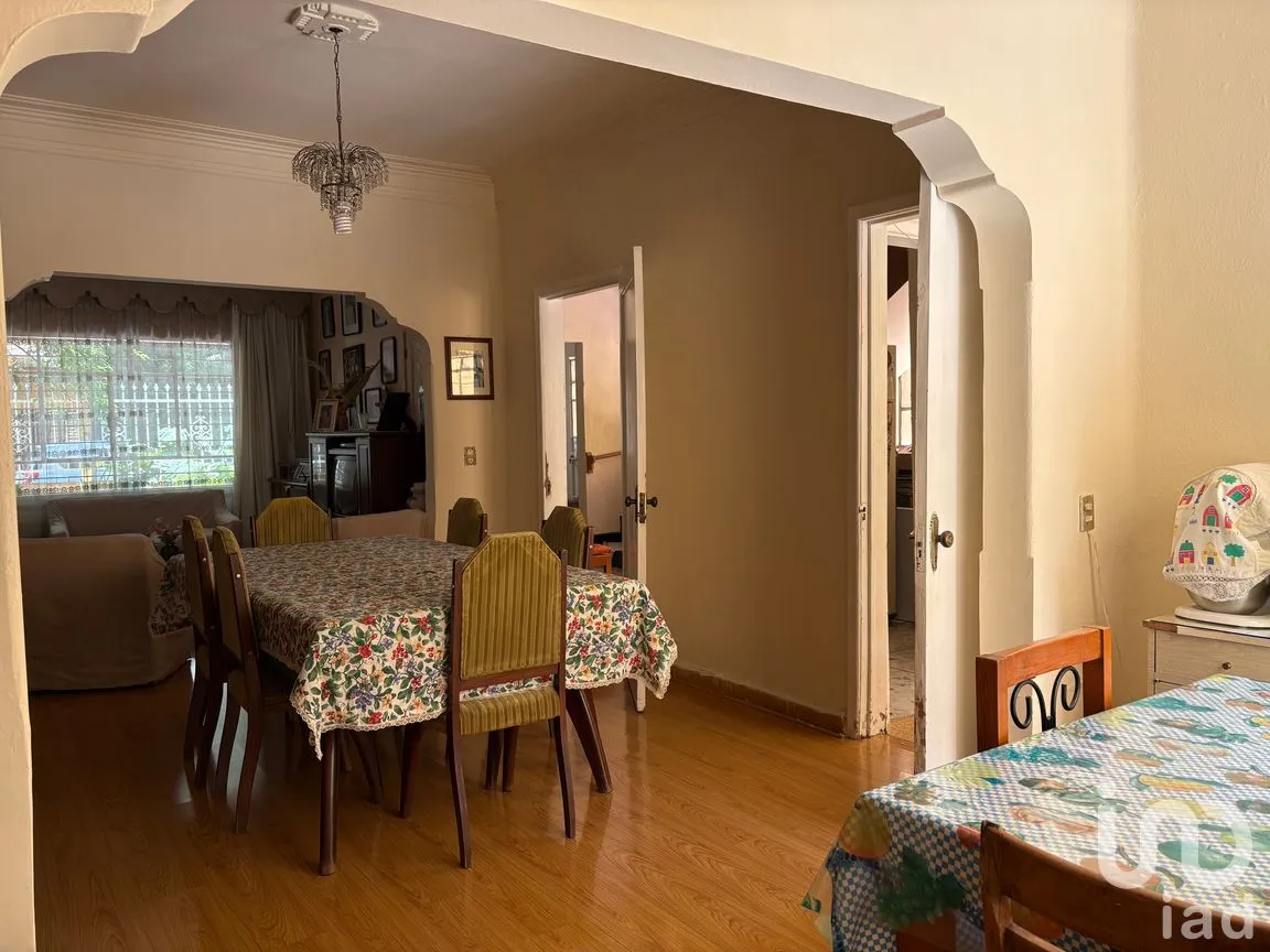 Casa en Venta en Villa de Cortes, Benito Juárez, Ciudad de México | NEX-254149 | iad México | Foto 10 de 25