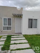 NEX-180742 - Casa en Venta, con 2 recamaras, con 1 baño, con 59 m2 de construcción en Los Encinos, CP 76243, Querétaro.