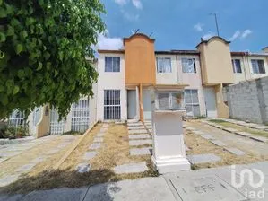 NEX-197790 - Casa en Venta, con 2 recamaras, con 1 baño, con 78 m2 de construcción en Hacienda Santa Clara, CP 72498, Puebla.