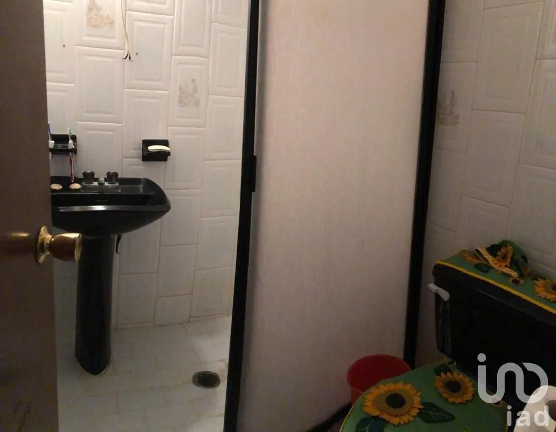 Casa en Venta en Ciudad Azteca Sección Oriente, Ecatepec de Morelos, México | NEX-163378 | iad México | Foto 29 de 52