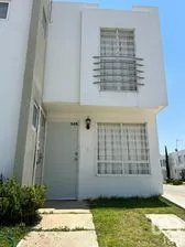 NEX-171884 - Casa en Renta, con 3 recamaras, con 2 baños, con 45 m2 de construcción en Tizara Town, CP 43816, Hidalgo.