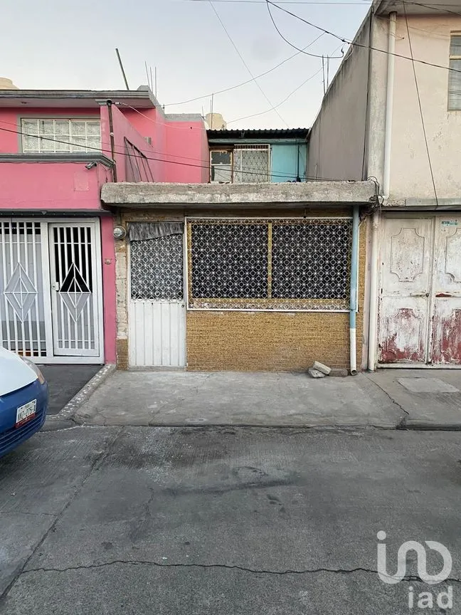 Casa en Venta en Ciudad Azteca Sección Oriente, Ecatepec de Morelos, México | NEX-220939 | iad México | Foto 1 de 15