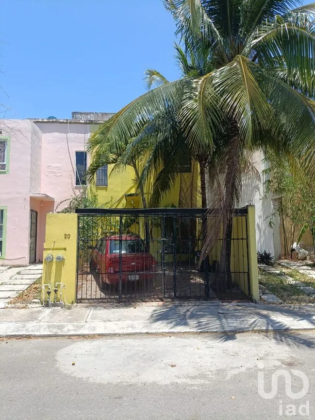 Casa en Venta en Las Palmas, Solidaridad, Quintana Roo | NEX-247861 | iad México | Foto 1 de 25