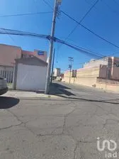 NEX-263056 - Casa en Venta, con 2 recamaras, con 1 baño, con 62 m2 de construcción en Los Héroes Tecámac II, CP 55764, México.