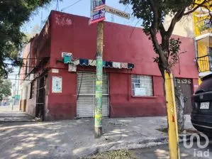 NEX-265587 - Casa en Venta, con 2 recamaras, con 2 baños, con 217 m2 de construcción en Venustiano Carranza, CP 15340, Ciudad de México.