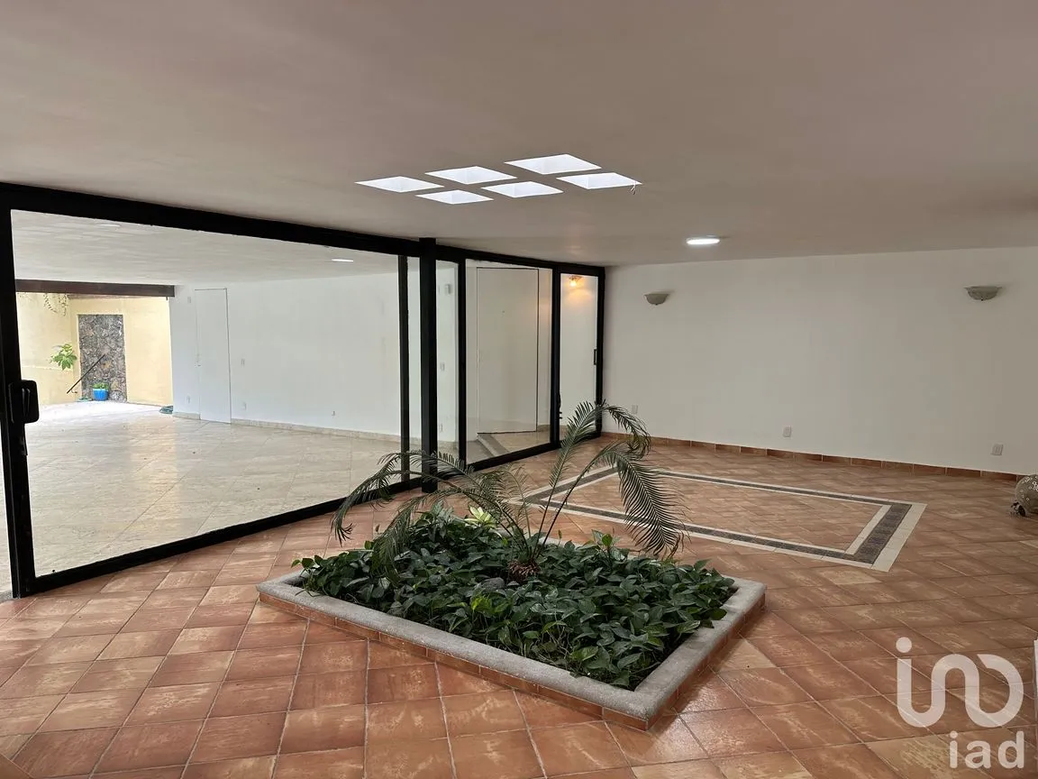 Casa en Venta en Maravillas, Cuernavaca, Morelos | NEX-192422 | iad México | Foto 2 de 35