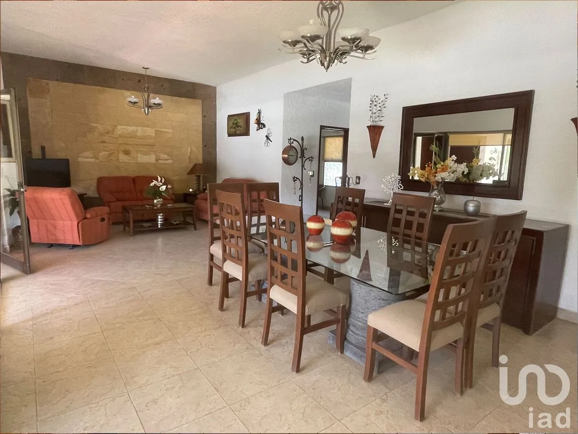 Casa en Venta en Real Hacienda de San José, Jiutepec, Morelos | NEX-202997 | iad México | Foto 3 de 15