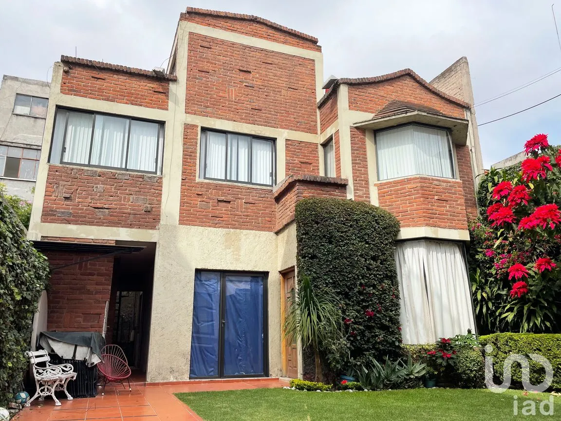 Casa en Venta en Letrán Valle, Benito Juárez, Ciudad de México | NEX-265212 | iad México | Foto 1 de 15