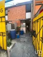 NEX-237142 - Casa en Venta, con 3 recamaras, con 1 baño, con 79 m2 de construcción en Los Reyes Ixtacala 2da. Sección, CP 54075, México.