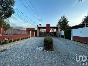 NEX-237611 - Casa en Venta, con 2 recamaras, con 1 baño, con 61 m2 de construcción en Real de San Fernando, CP 54850, México.