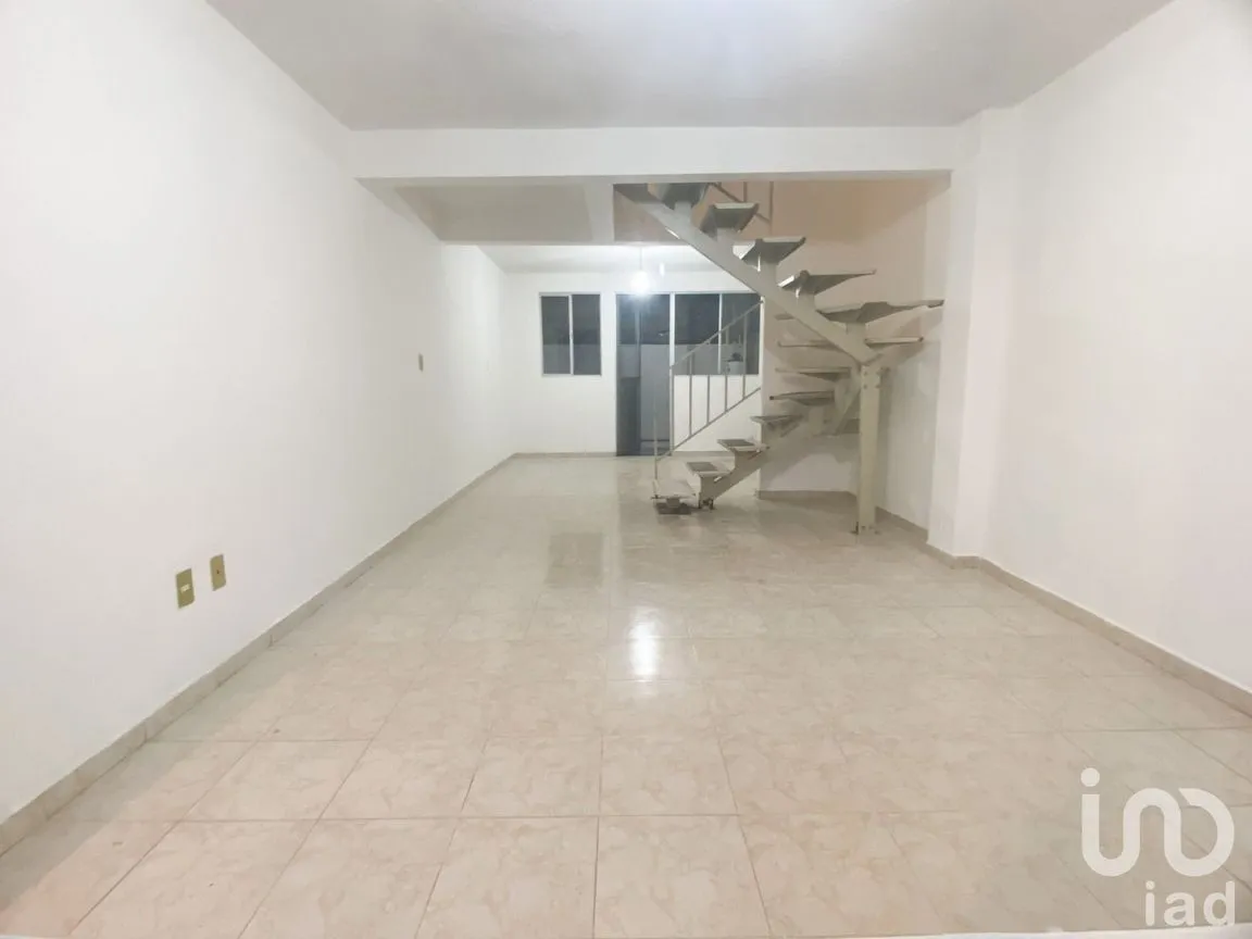 Casa en Renta en Bulevares del Lago, Nicolás Romero, México | NEX-254880 | iad México | Foto 2 de 8