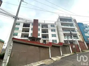 NEX-255819 - Departamento en Renta, con 3 recamaras, con 2 baños, con 152 m2 de construcción.