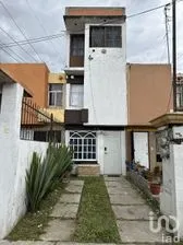 NEX-262342 - Casa en Renta, con 3 recamaras, con 2 baños, con 99 m2 de construcción en Los Héroes Tecámac II, CP 55764, México.