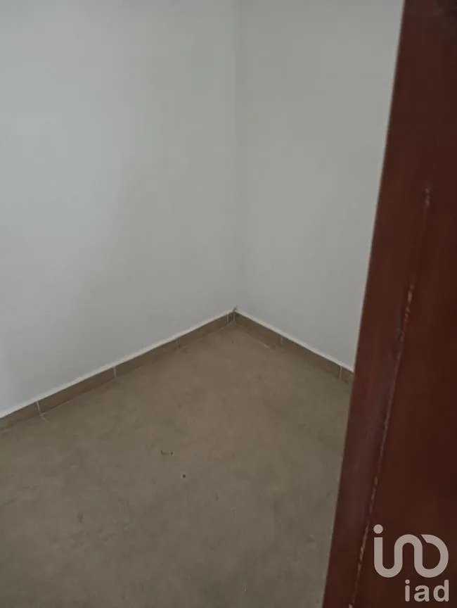 Casa en Venta en San Cristóbal Huichochitlán, Toluca, México | NEX-248788 | iad México | Foto 3 de 9