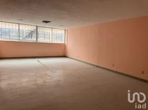 NEX-253099 - Local en Renta, con 4 recamaras, con 180 m2 de construcción.