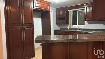 NEX-265848 - Casa en Renta, con 3 recamaras, con 2 baños, con 100 m2 de construcción en La Sarzana, CP 32546, Chihuahua.