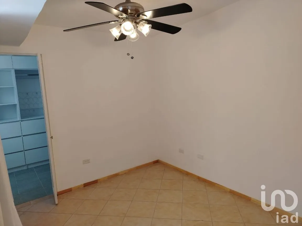 Casa en Venta en Jardines del Aeropuerto, Juárez, Chihuahua | NEX-299497 | iad México | Foto 3 de 12