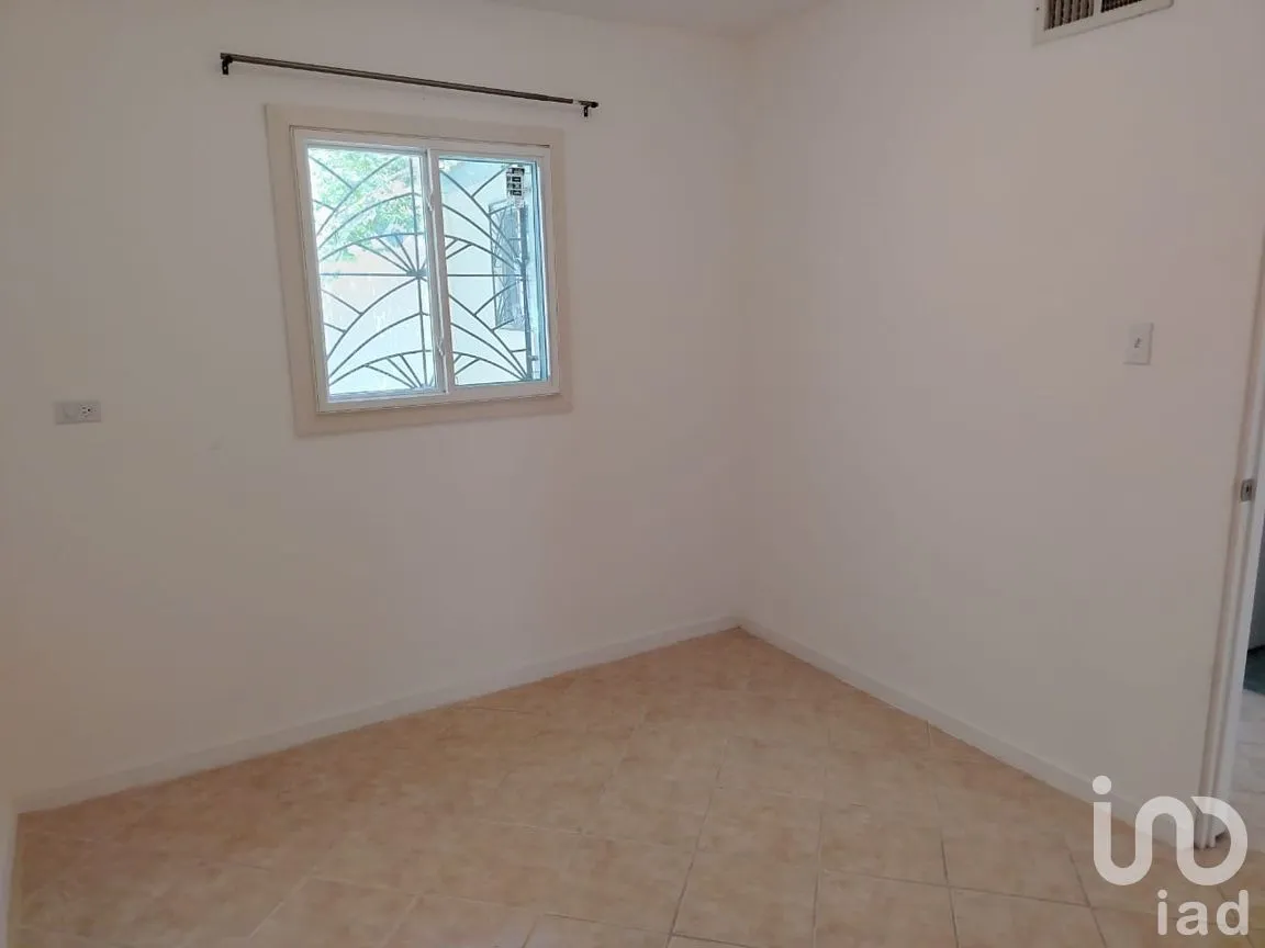 Casa en Venta en Jardines del Aeropuerto, Juárez, Chihuahua | NEX-299497 | iad México | Foto 4 de 12
