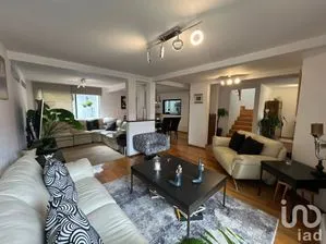 NEX-236075 - Casa en Venta, con 3 recamaras, con 2 baños, con 207 m2 de construcción.