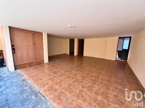 NEX-303142 - Casa en Venta, con 3 recamaras, con 3 baños, con 210 m2 de construcción.