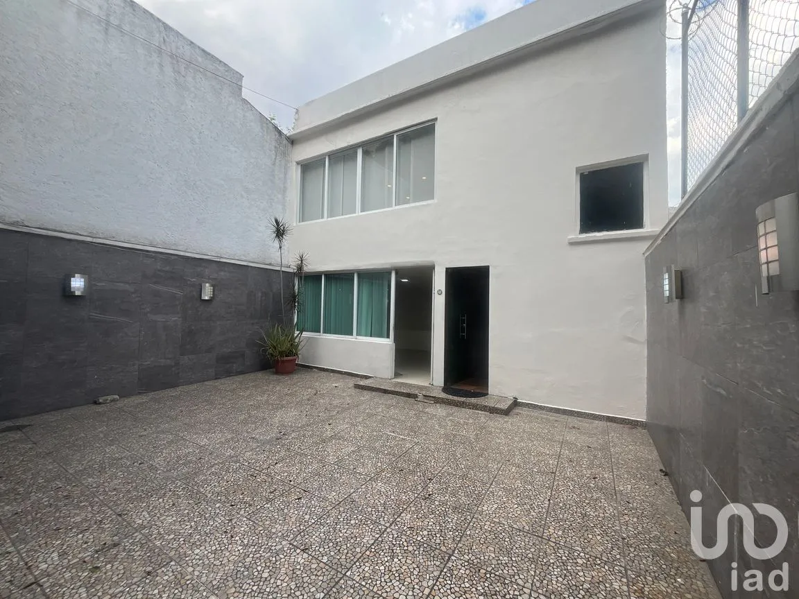 Casa en Venta en Del Carmen, Benito Juárez, Ciudad de México | NEX-307622 | iad México | Foto 1 de 18