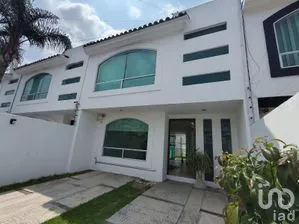 NEX-299573 - Casa en Renta, con 3 recamaras, con 2 baños, con 130 m2 de construcción en Bello Horizonte, CP 72170, Puebla.