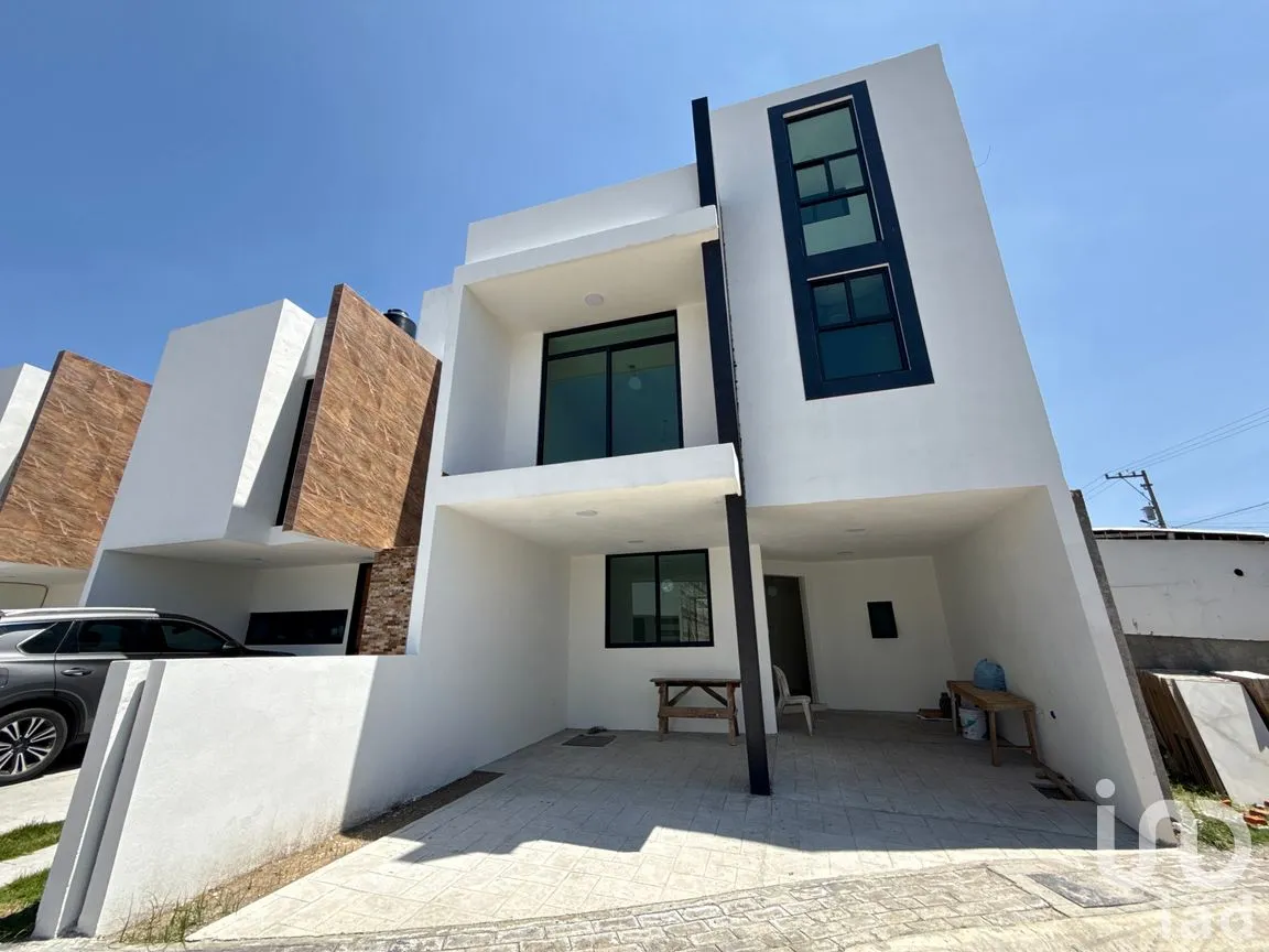 Casa en Venta en Residencial Jardines de San Gabriel, Tlaxcala, Tlaxcala | NEX-303204 | iad México | Foto 1 de 16