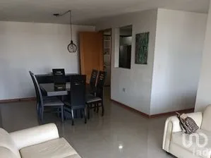 NEX-304071 - Departamento en Venta, con 2 recamaras, con 2 baños, con 110 m2 de construcción.