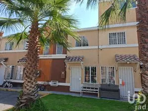 NEX-258329 - Casa en Venta, con 2 recamaras, con 1 baño, con 60 m2 de construcción en Real del Cid, CP 55767, México.