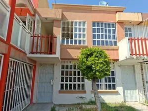 NEX-263535 - Casa en Venta, con 2 recamaras, con 1 baño, con 65 m2 de construcción en Los Héroes Tecámac II, CP 55764, México.