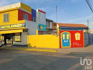 NEX-286025 - Casa en Renta, con 4 recamaras, con 2 baños, con 245 m2 de construcción en Los Héroes Tecámac II, CP 55764, México.