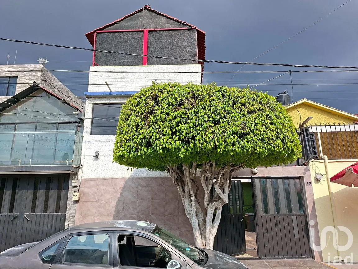Casa en Venta en Jardines de Cerro Gordo, Ecatepec de Morelos, México | NEX-300225 | iad México | Foto 1 de 40