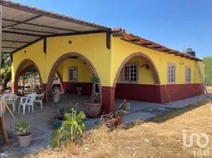 NEX-204573 - Rancho en Venta, con 2 recamaras, con 1 baño, con 984 m2 de construcción en La Arcina, CP 37687, Guanajuato.