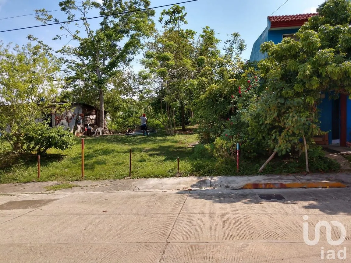 Terreno en Venta en Fausto Dávila Solís, Poza Rica de Hidalgo, Veracruz de Ignacio de la Llave | NEX-210359 | iad México | Foto 2 de 7