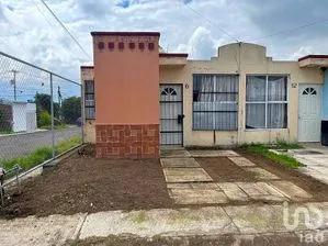 NEX-254490 - Casa en Venta, con 2 recamaras, con 1 baño, con 45 m2 de construcción en Metrópolis, CP 58880, Michoacán de Ocampo.