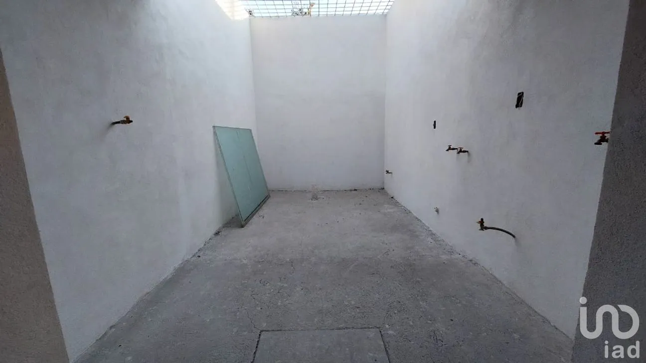 Casa en Venta en San José Obrero, Uruapan, Michoacán de Ocampo | NEX-256167 | iad México | Foto 3 de 11