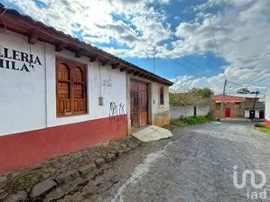 NEX-259484 - Casa en Venta, con 5 recamaras, con 2 baños, con 335 m2 de construcción en Pátzcuaro, CP 61600, Michoacán de Ocampo.
