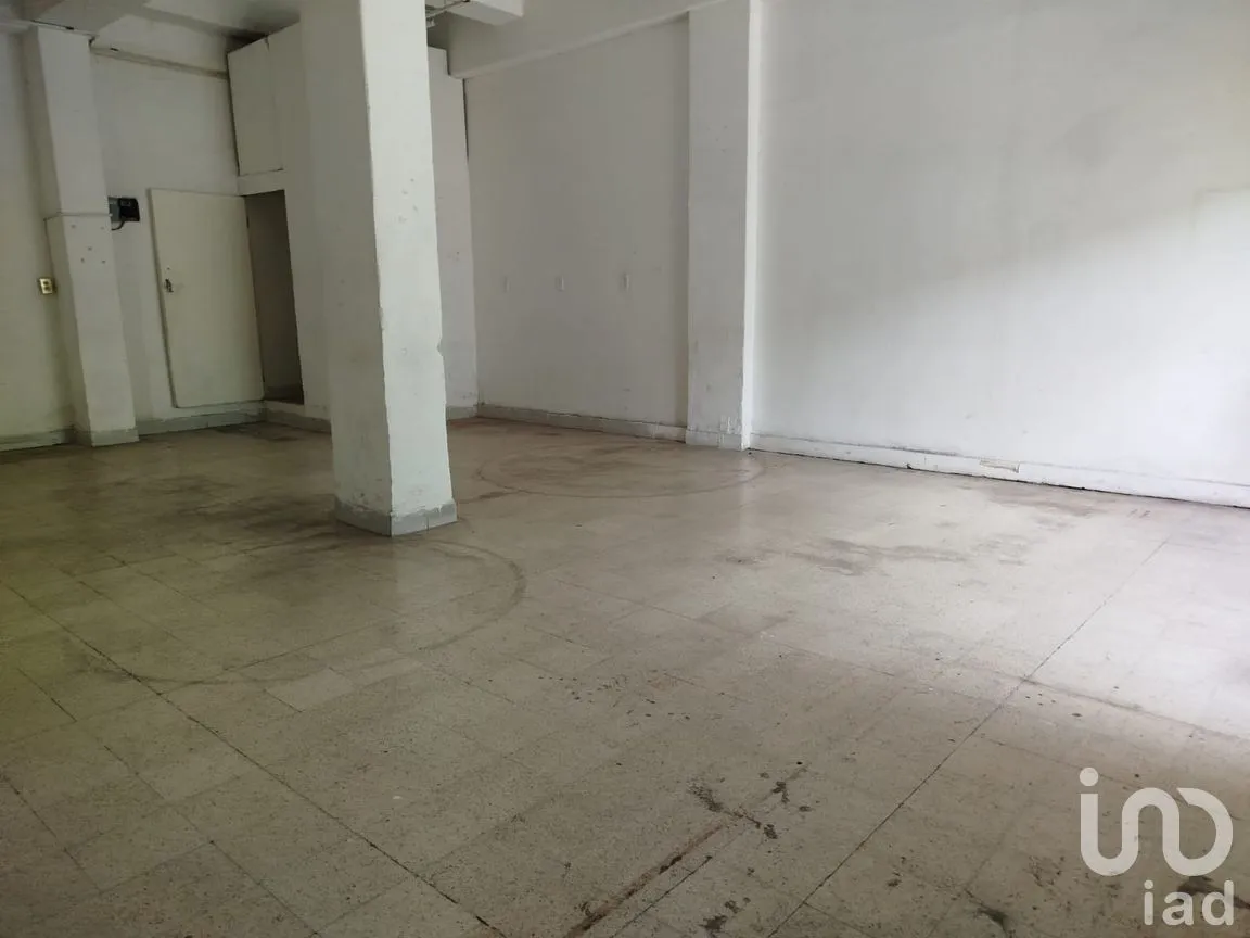 Local en Renta en Tacuba, Miguel Hidalgo, Ciudad de México | NEX-173341 | iad México | Foto 1 de 10